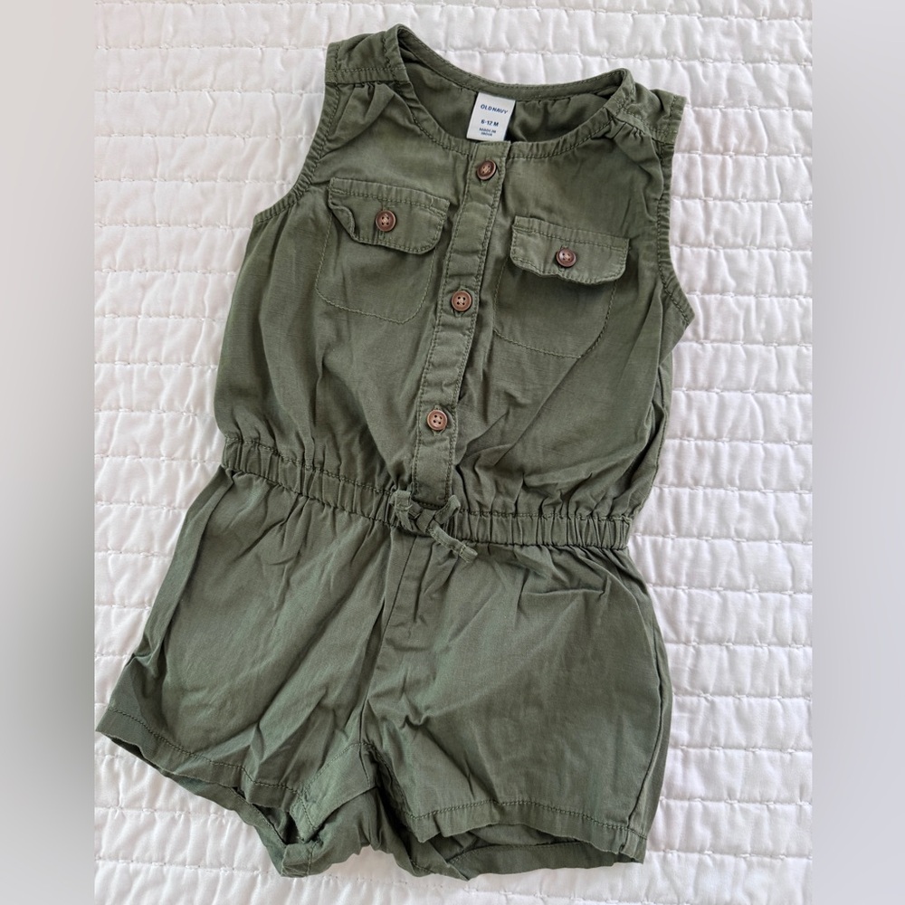 Old Navy- Green Shortie Romper- 6-12M